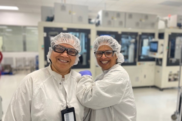 Insulet manufacturing floor with employees Poonam Parijawala and Gurdip Kaur